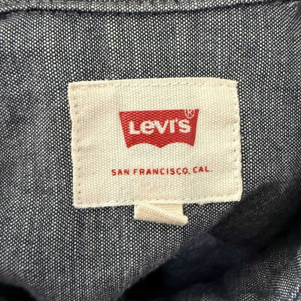 Levi’s Shirt Mens Sz Small Short Sleeve Gray Woven Button Up 100% Cotton Pocket - Picture 2 of 7